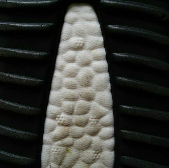 2015 pirate black yeezy v1 (Authentic) - Picture 3 of 8